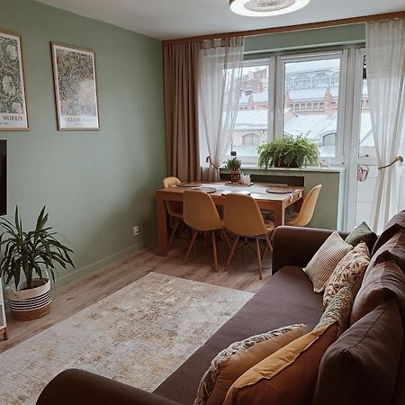 Old City Home, Free Parking غدانسك المظهر الخارجي الصورة